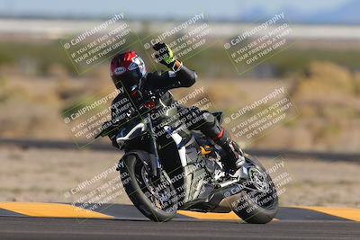 media/Nov-06-2023-Moto Forza (Mon) [[ce023d0744]]/3-Intermediate Group/Session 5 (Turn 4)/